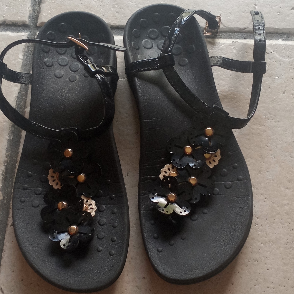 Vionic Sandals - image 2